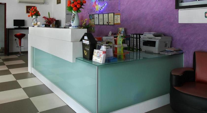 Star Moon Hotel