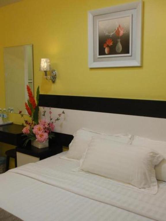 Star Moon Malacca